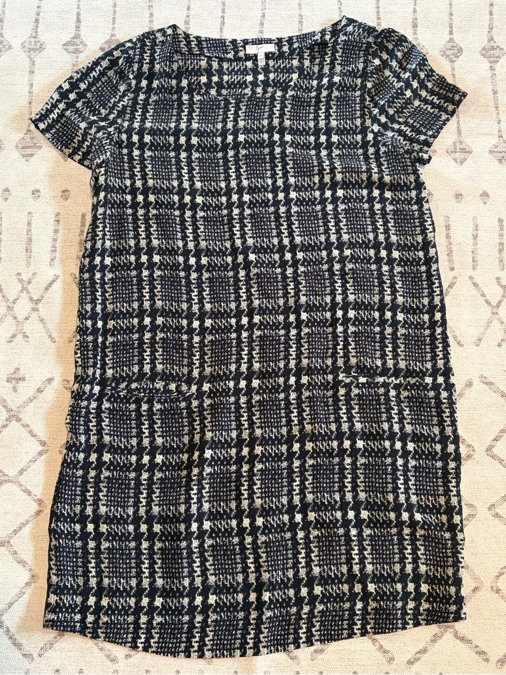 Joie Silk Printed Shift Dress M Black Ivory Houndstooth J259-31001 - Picture 2 of 8